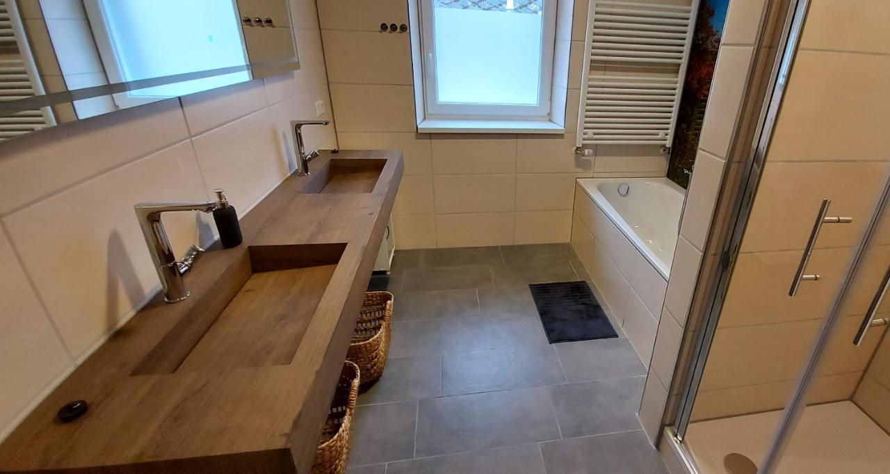 Ferienwohnung Am Fluss Klotten Dış mekan fotoğraf