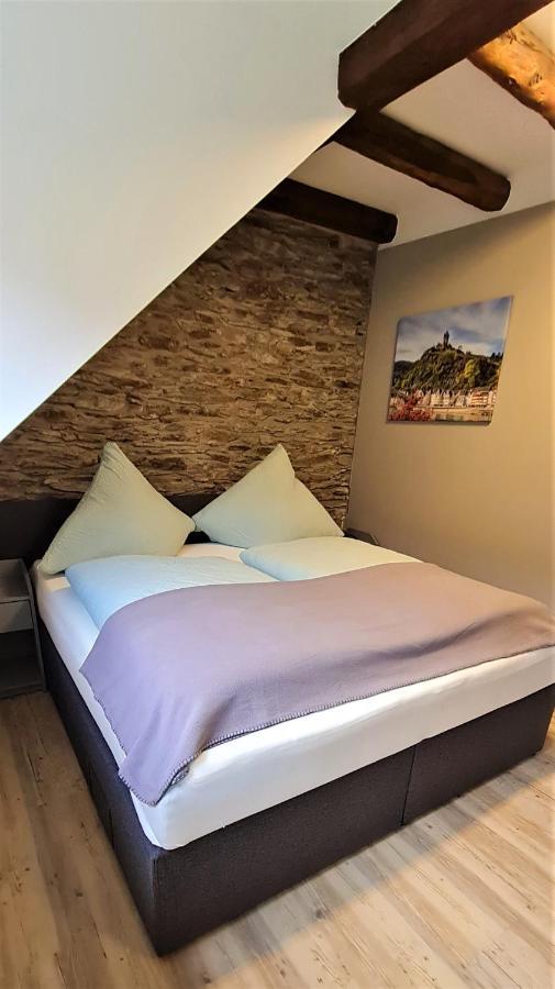 Ferienwohnung Am Fluss Klotten Dış mekan fotoğraf